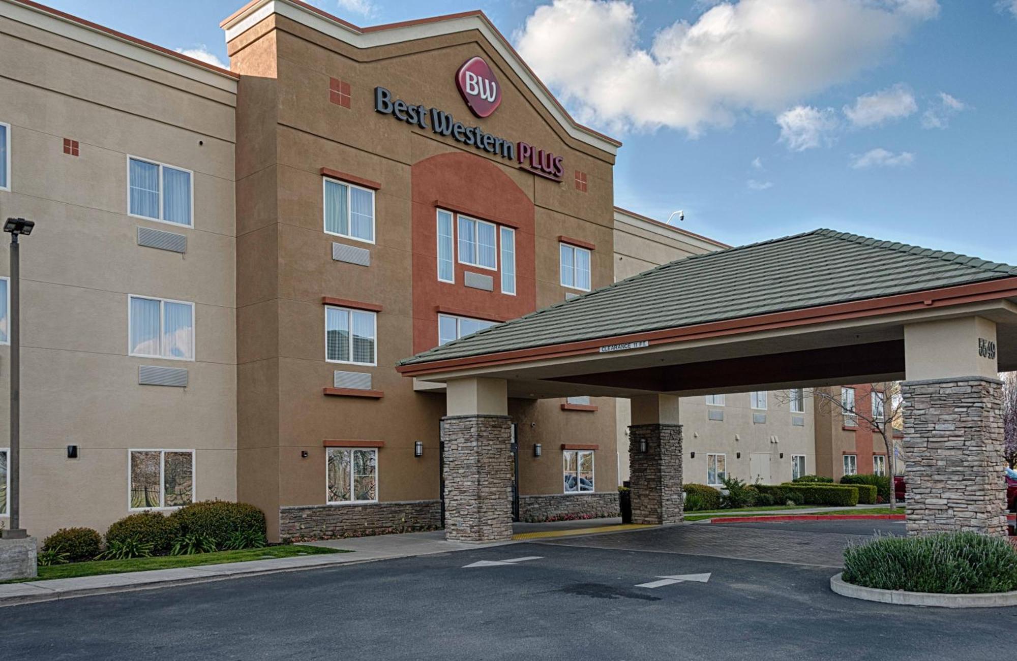 Best Western Plus Delta Inn & Suites Oakley Kültér fotó